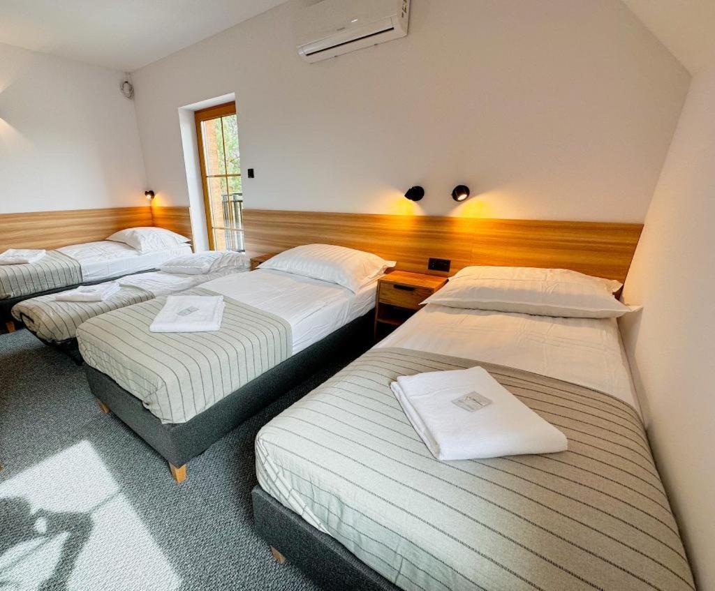Hotel Czerwone Korale Cielimowo Kültér fotó
