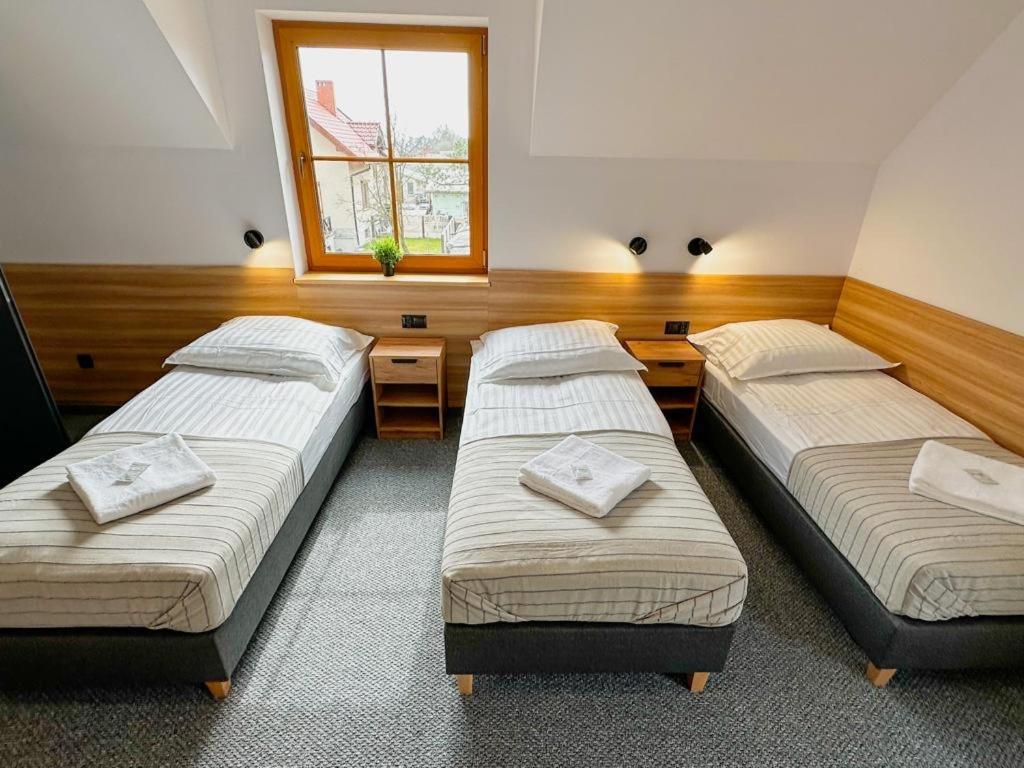 Hotel Czerwone Korale Cielimowo Kültér fotó