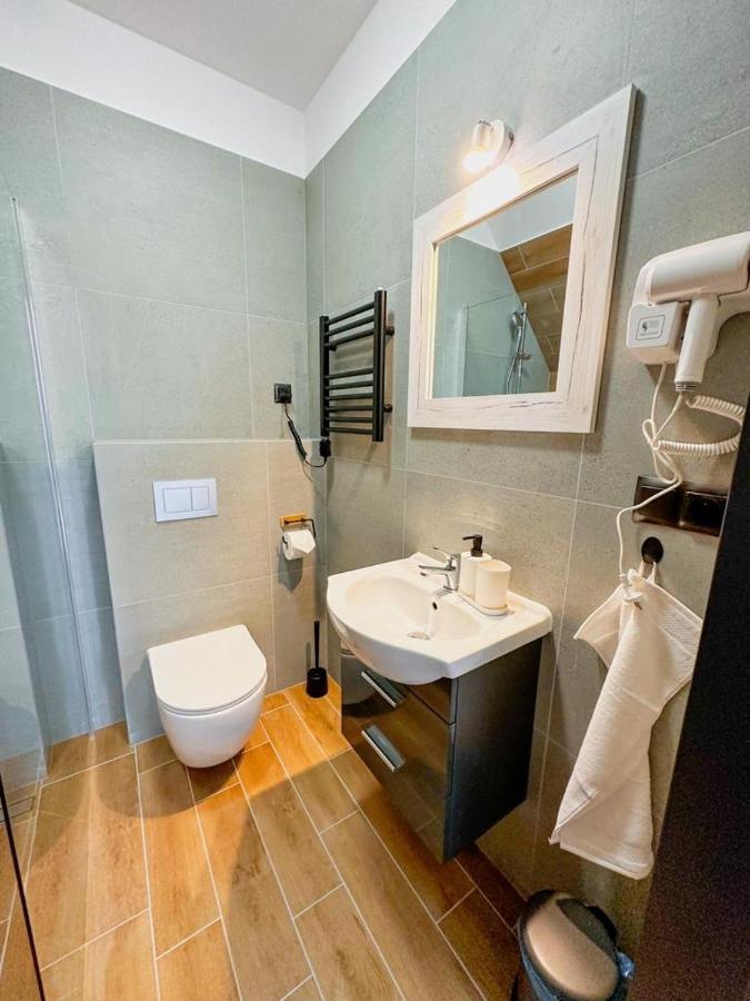 Hotel Czerwone Korale Cielimowo Kültér fotó