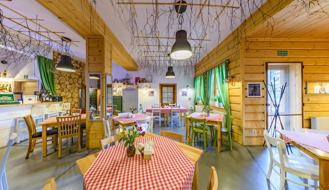 Hotel Czerwone Korale Cielimowo Kültér fotó