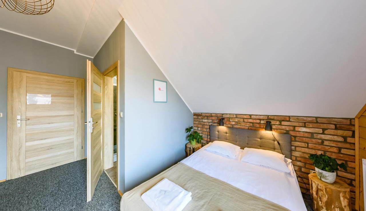 Hotel Czerwone Korale Cielimowo Kültér fotó