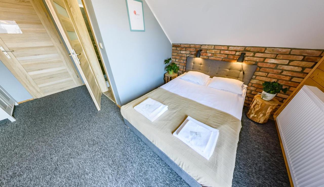 Hotel Czerwone Korale Cielimowo Kültér fotó